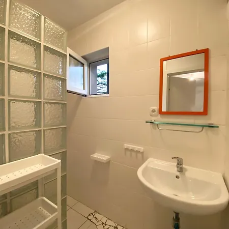 Nyaraló Nadmorska 106 *